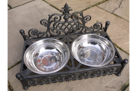 Vintage Style Cast Iron Dog Dish Holder with Feeding Bowls